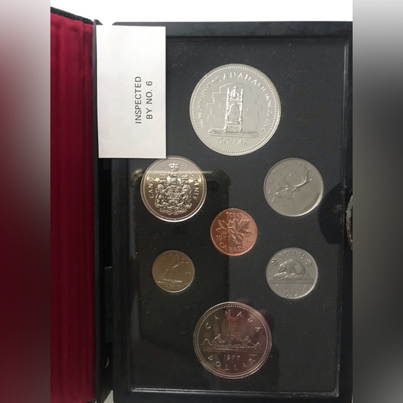 Royal Canadian Mint Set 1977 - Picture 2 of 4